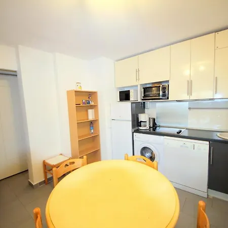 Cap Esterel Village : 3 Pieces Jardin Lave Linge C4 - Esterel Vacances 89la * Saint-Raphael (Var)